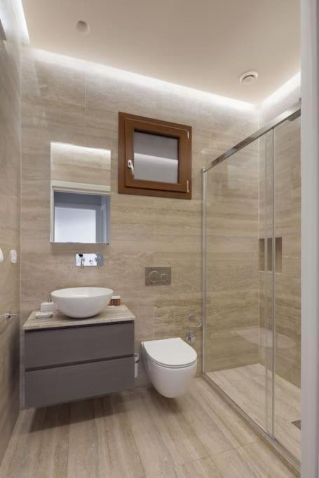 Elegant With Stunning Frescoed Ceilings Florencia